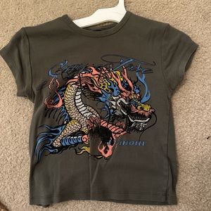 URBAN OUTFITTERS dragon tee